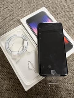 Apple iPhone SE 第三世代 本体箱付きのサムネイル