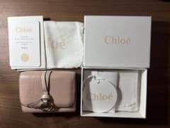 クロエ Chloe アルファベット 三つ折り財布 ピンクベージュ 箱付 本革のサムネイル