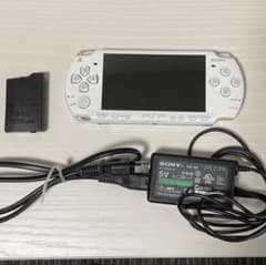 ジャンク品　部品取り用　SONY PSP-2000 ホワイトのサムネイル