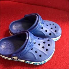 クロックス サンダルのサムネイル