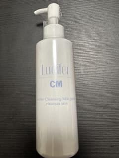 ui様専用 ルシフェル　クレンジングミルク180ml 新品未使用のサムネイル