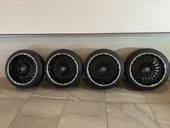 ロクサーニ　パヴォーネ　19インチ　225/40R19 8J＋45 グッドイヤー ロクサーニ パヴォーネ 19インチ 225/40R19 8J＋45 グッドイヤー