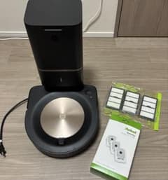 iRobot Roomba s9+ (交換用フィルター、ゴミ収集バッグ4つ付き)のサムネイル