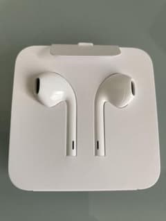 iPhone 純正イヤホン アップルのサムネイル