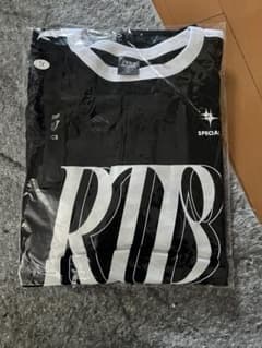 twice readytobe グッズ tシャツ XLのサムネイル