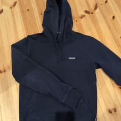 Patagonia ネイビー 裏起毛パーカーのサムネイル