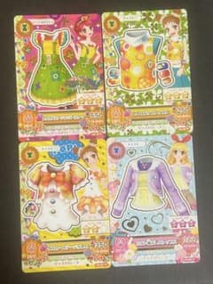 アイカツ カード 4枚セットのサムネイル