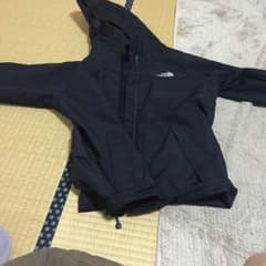 マウンテンパーカーのサムネイル
