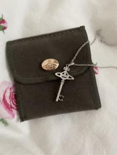 Vivienne Westwood ネックレスのサムネイル