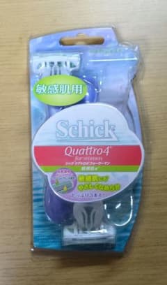 Schick Quattro4 for women 敏感肌用 3本入のサムネイル