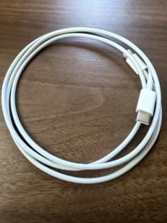 Apple USB-C to Lightning ケーブル 本体のサムネイル