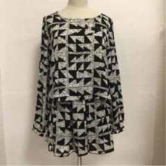 美品★ジーナシス★セットアップのサムネイル