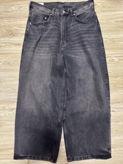 完売商品)H&M SUPER BUGGY 32/30 スーパーバギーデニム - メルカリ