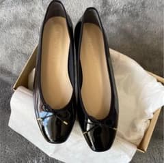 パンプス 黒　ルタロン　エナメルパンプスのサムネイル