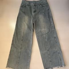 ワイドストレートデニムパンツ カットオフのサムネイル