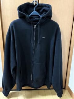 美品】Supreme small box ジップパーカー FW25(値下げ) - メルカリ