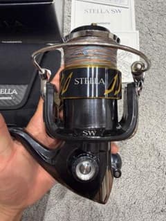 SHIMANO 13STELLA SW8000PG スピニングリールのサムネイル