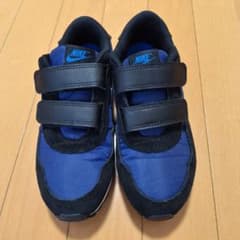 【新品未使用】NIKE　21cm　キッズスニーカー男の子　ブルー✕ブラックのサムネイル