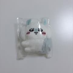 Chiikawa plush clip Momonga