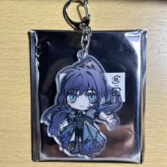 Ado よだか 活発婉麗！アクリルキーホルダー - メルカリ