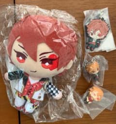 ツイステ エース ミニぬいぐるみバッジ ラバスト マスコット グッズ