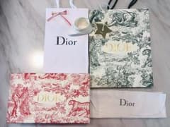 Dior 箱のサムネイル