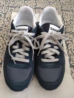 saucony スニーカーのサムネイル
