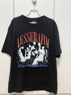 Le Sserafim ルセラフィム コラボTシャツ peaches Lサイズ - メルカリ