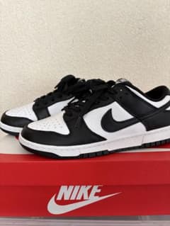 NIKE DUNK LOW ブラック/ホワイトのサムネイル