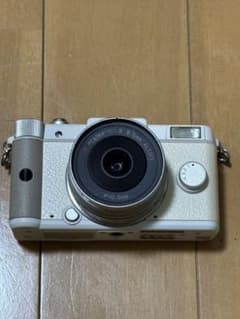PENTAX Q ホワイト コンパクトデジタルカメラ【週末限定値下げ 