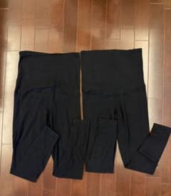 UNIQLO マタニティレギンス ブラック Mサイズ 2枚セットのサムネイル