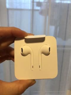 【新品】iPhone 純正イヤホン アップルのサムネイル