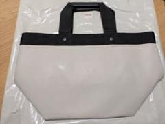 NOEVIRホワイト ハンドバッグ非売品のサムネイル
