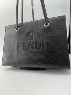 Fendi ブラック トートバッグ エピ ショルダーバッグ ロゴ - メルカリ