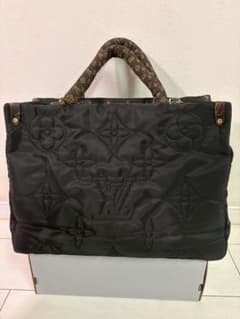 Louis Vuitton ブラック トートバッグのサムネイル