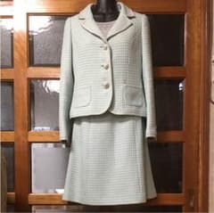 スーツ  ハロッズ 美品 ミントグリーンのサムネイル