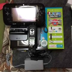 中古 Wii U ファミリープレミアムセット+Wii fit U 黒のサムネイル