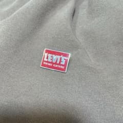 Levi's】リーバイス ピンバッジ pins 非売品 - メルカリ