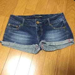 CECIL McBEE ショーパンのサムネイル