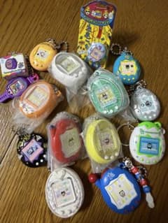 たまごっち ミニチュアチャーム 12種セットのサムネイル