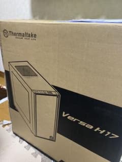 thermaltake versa h17のサムネイル