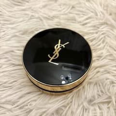 YVES SAINT LAURENT クッションファンデーション ケースのサムネイル