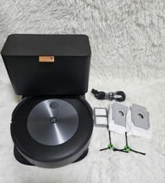 iRobot Roomba j7+ [23 年、27時間営業] iRobot Roomba j7+ [23 年、27時間営業] - メルカリ