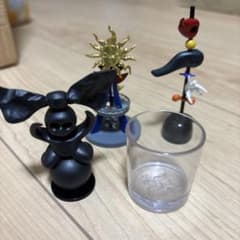 海洋堂　岡本太郎　カプセルトイ　フィギュア4種セットのサムネイル