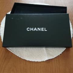 CHANEL  箱のサムネイル