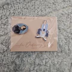 ロウン メタルバッジ ロウン メタルバッジ - メルカリ