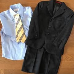 BeBe男子スーツ一式110㎝＋ネクタイのサムネイル
