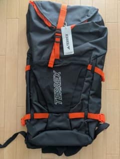 【新品】adidas TERREX バックパック IB3379のサムネイル