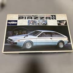 ISUZU Piazza XE 1/20 プラスチックモデルキット ISUZU Piazza XE 1/20 プラスチックモデルキット - メルカリ