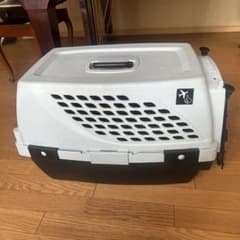 ペット用キャリーケース ハードタイプのサムネイル